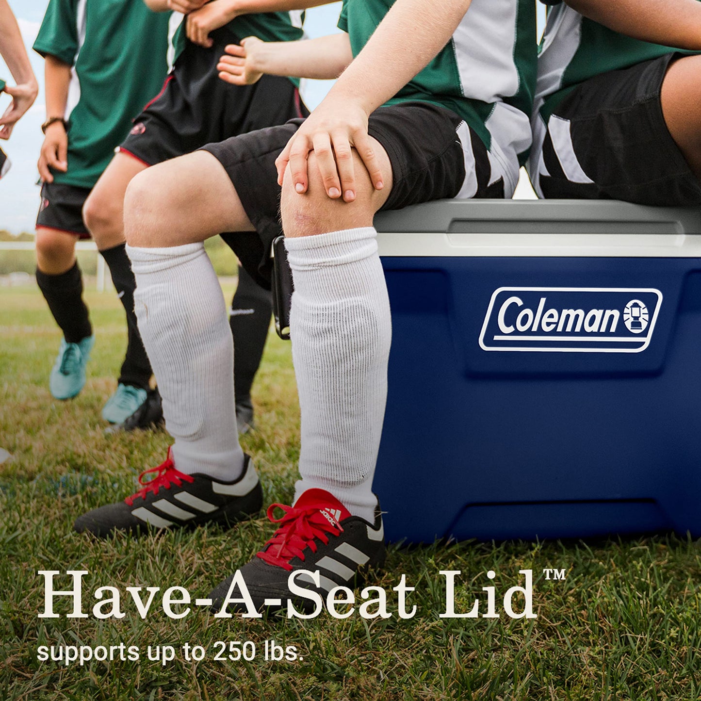 Coleman Classic Series Insulated Portable Cooler, Leak-Resistant Outdoor Hard Cooler Keeps Ice up to 5 Days, 52/70/120/150 Quart